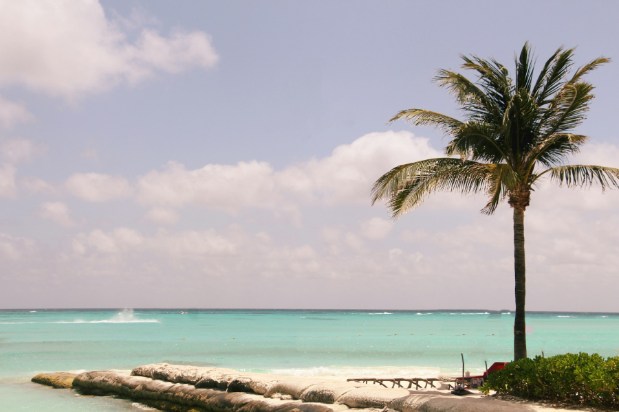 Praia de Cancúm.